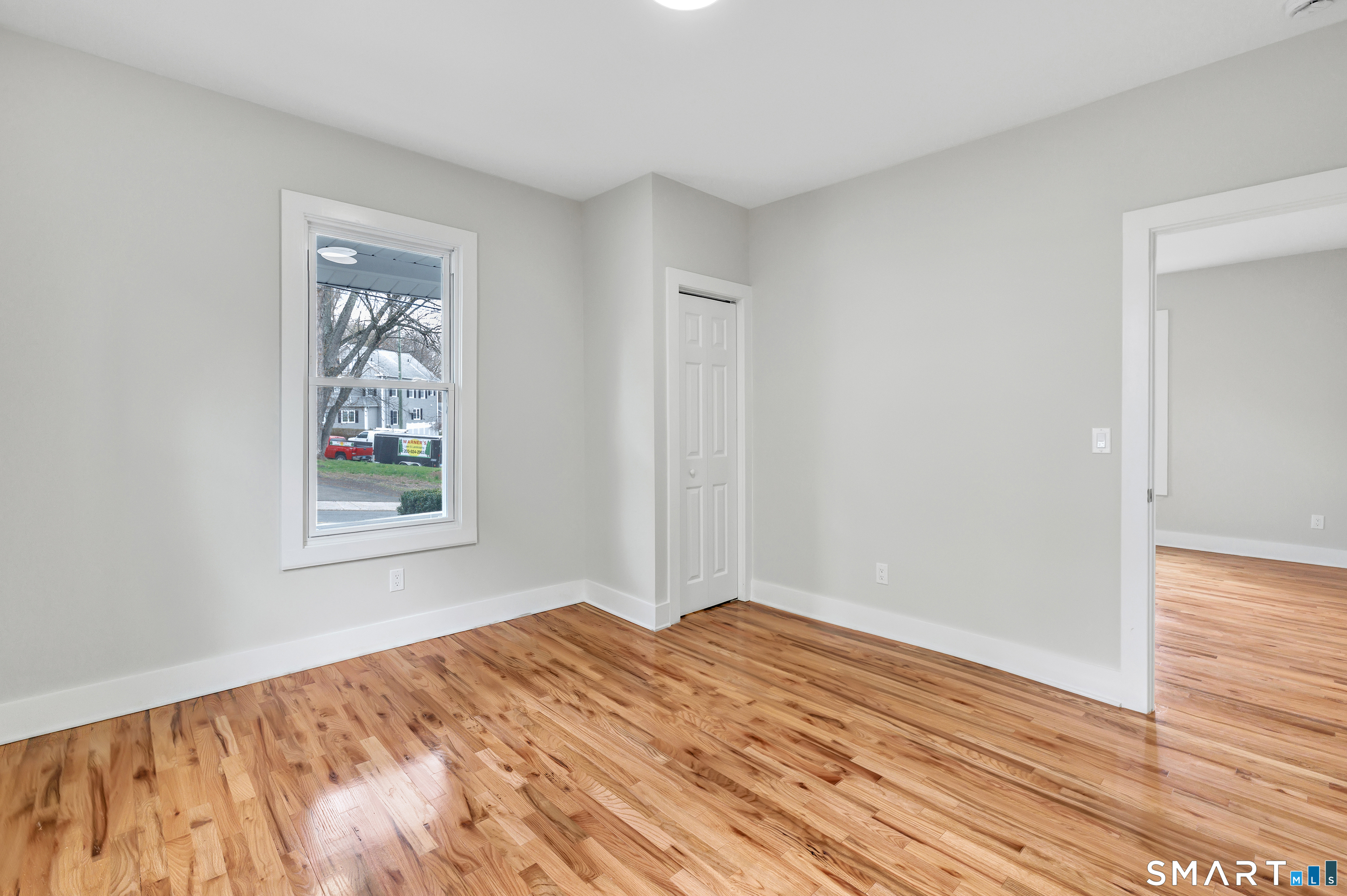 10-12 Perry Hill Road Shelton, CT 06484 - Photo 11 of 25