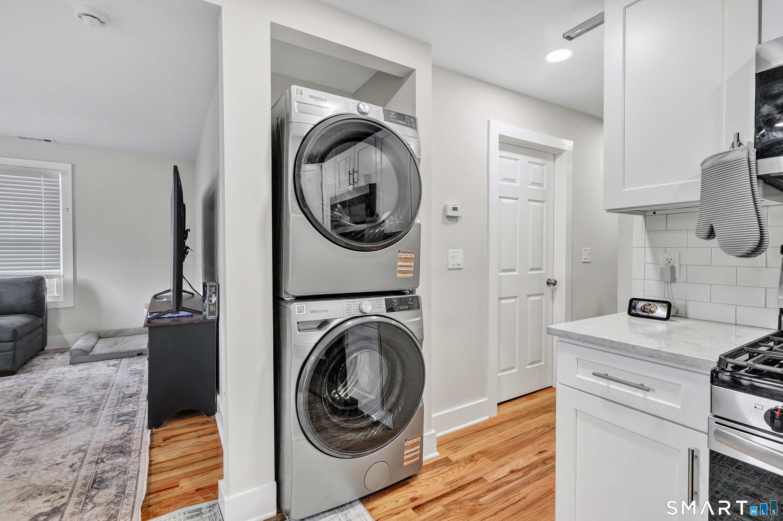 10-12 Perry Hill Road Shelton, CT 06484 - Photo 17 of 25