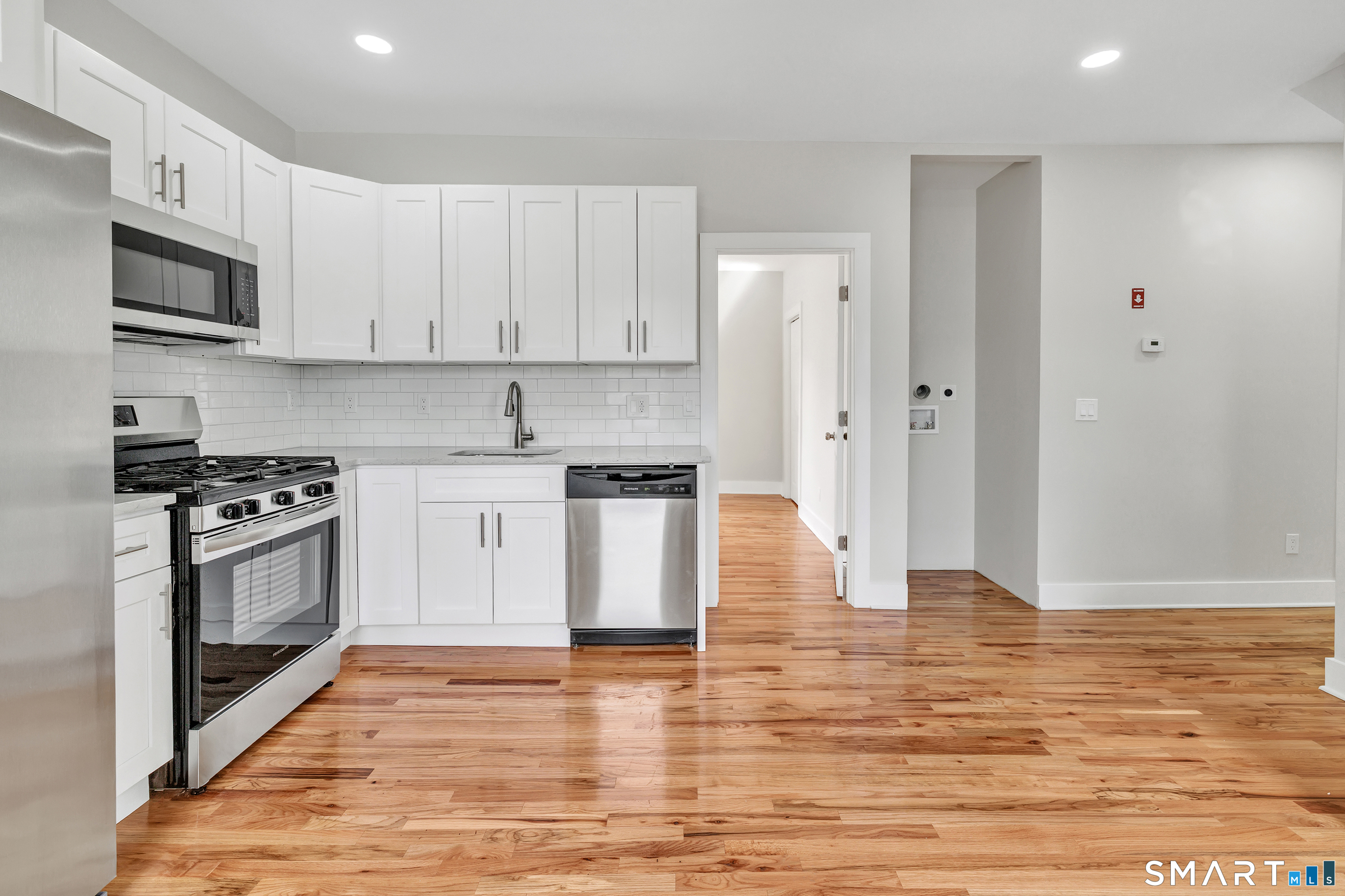 10-12 Perry Hill Road Shelton, CT 06484 - Photo 21 of 25