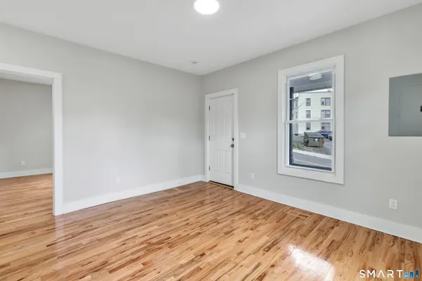 $2,695 | 10-12 Perry Hill Road, Shelton, CT 06484