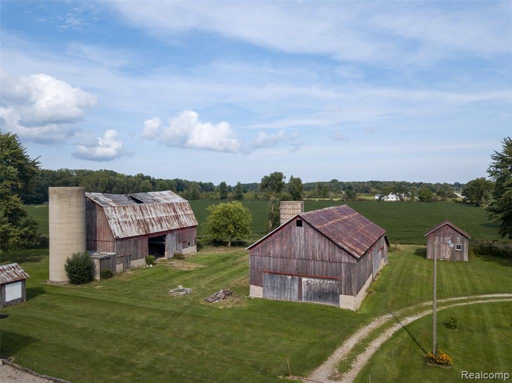 8728 Rynn Road Avoca, MI 48006 - Photo 34 of 43 Gallery Image 34