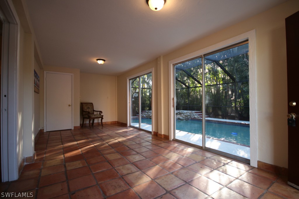 18408 Oriole Road Fort Myers, FL 33967 - Photo 5 of 25 Gallery Image 5