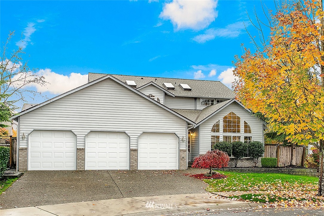 4315 Northeast 6th Place Renton, WA 98059 - Photo 1 of 25