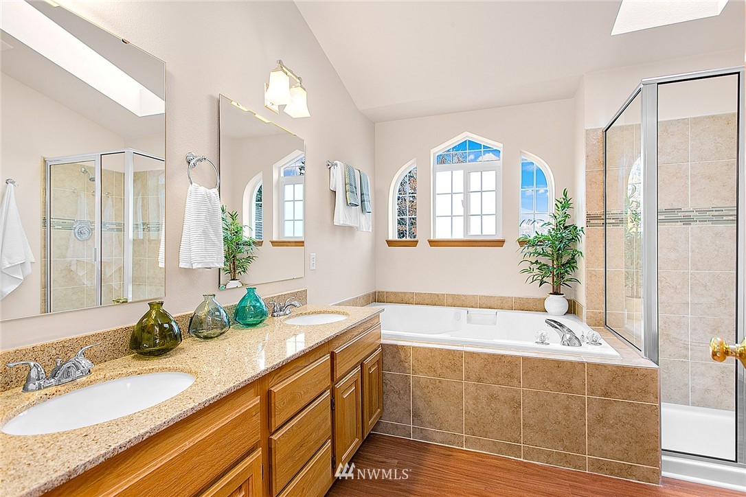 4315 Northeast 6th Place Renton, WA 98059 - Photo 16 of 25