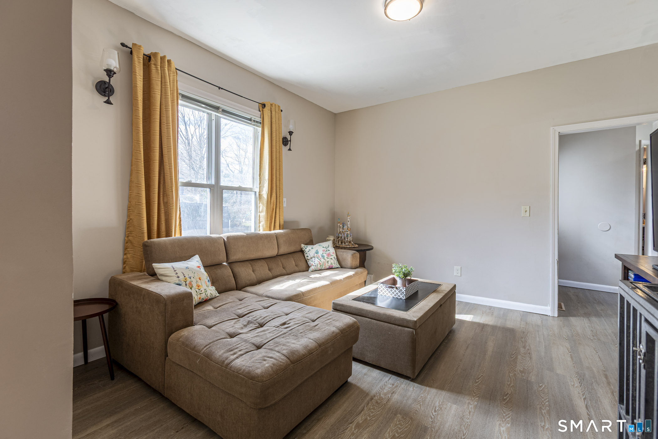 174 Hull Street Bristol, CT 06010 - Photo 6 of 23