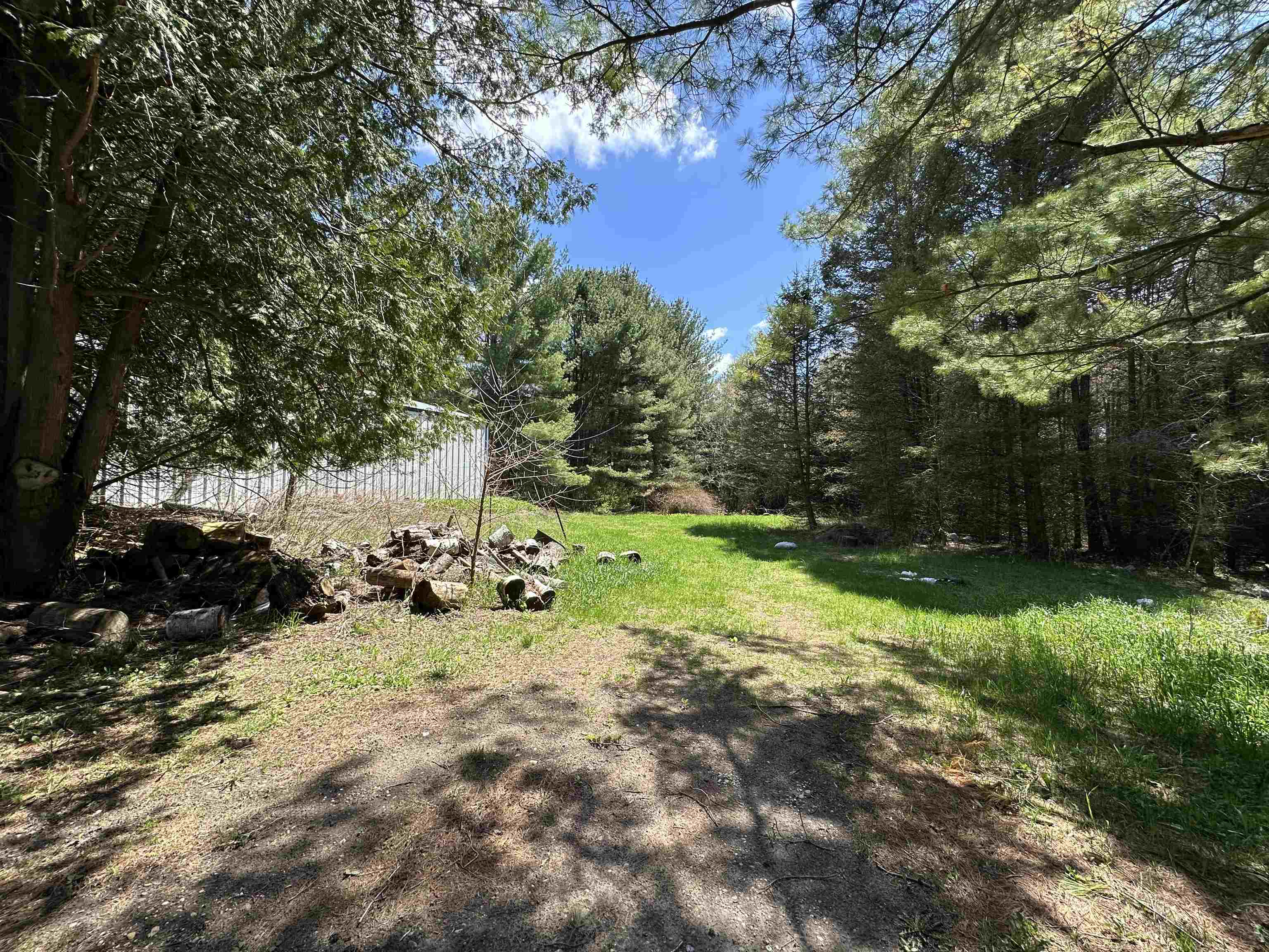 4761 Mick Road Frankfort, MI 49635 - Photo 15 of 34 1933305-46d7cbbe-7d00-41cb-8f41-3e30f34a635a.JPG