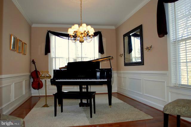 11516 Summit Ridge Court Manassas, VA 20112 - Photo 14 of 30 Dining Room