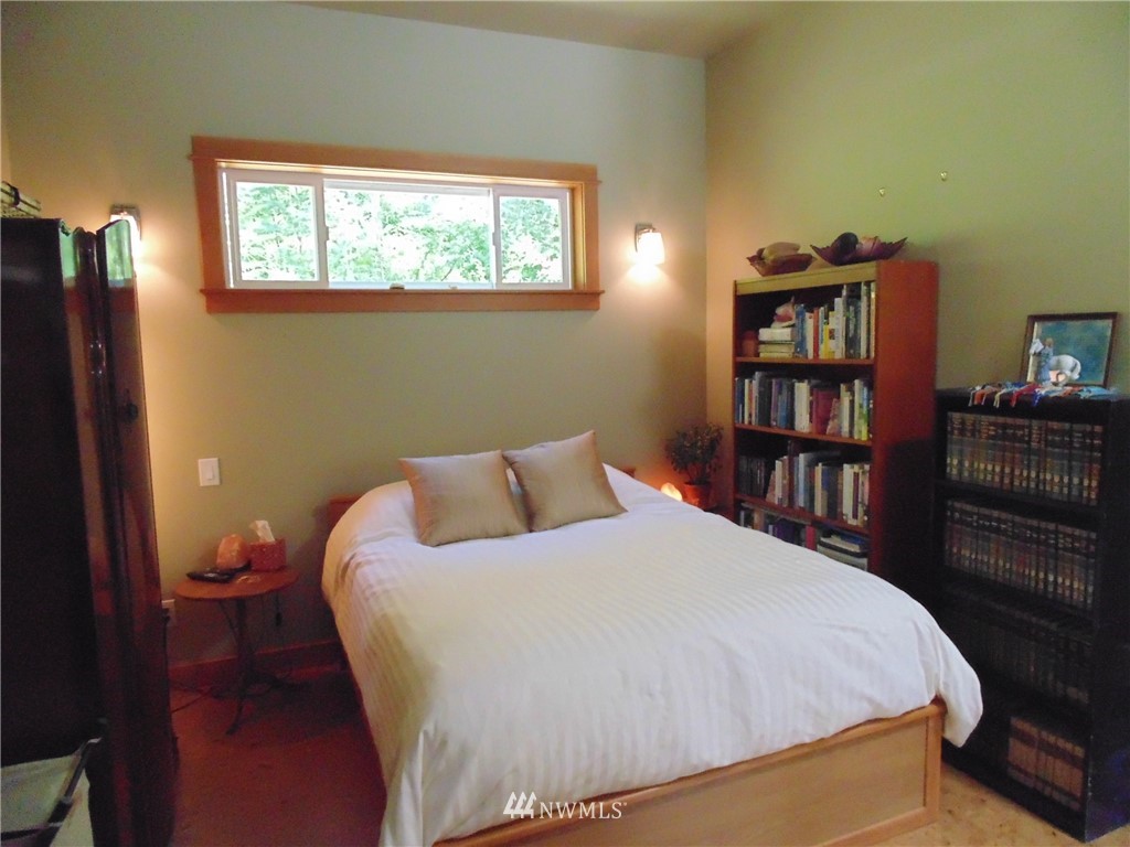 2395 Black Diamond Road Port Angeles, WA 98363 - Photo 22 of 25 Gallery Image 22