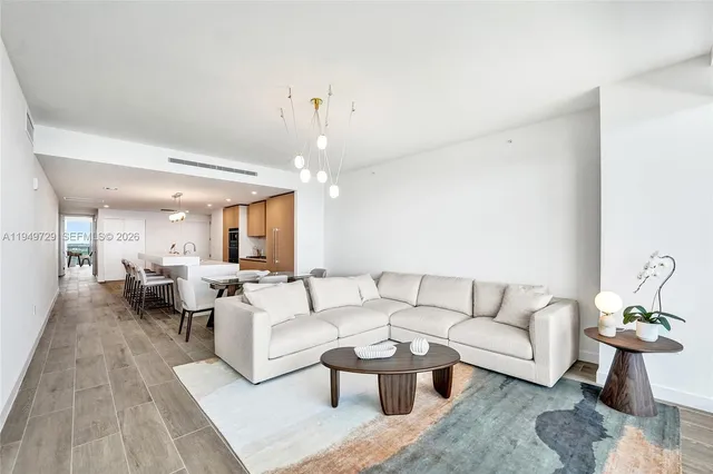 $19,900 | 900 North Ocean Boulevard, Unit 1904, Pompano Beach, FL 33062