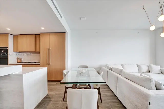 $19,900 | 900 North Ocean Boulevard, Unit 1904, Pompano Beach, FL 33062