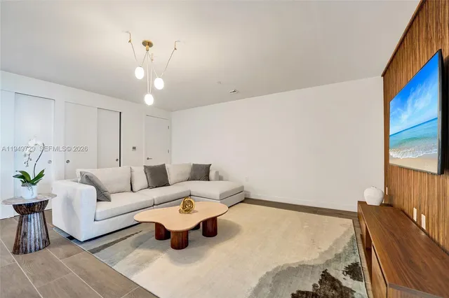 $19,900 | 900 North Ocean Boulevard, Unit 1904, Pompano Beach, FL 33062