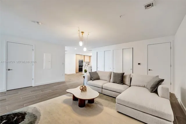 $19,900 | 900 North Ocean Boulevard, Unit 1904, Pompano Beach, FL 33062