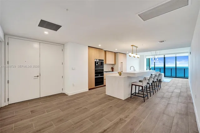 $19,900 | 900 North Ocean Boulevard, Unit 1904, Pompano Beach, FL 33062