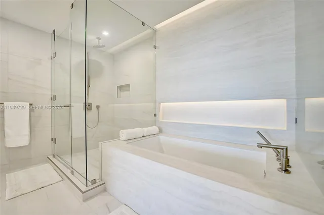 $19,900 | 900 North Ocean Boulevard, Unit 1904, Pompano Beach, FL 33062