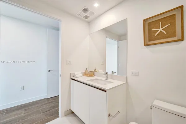 $17,900 | 900 North Ocean Boulevard, Unit 1904, Pompano Beach, FL 33062