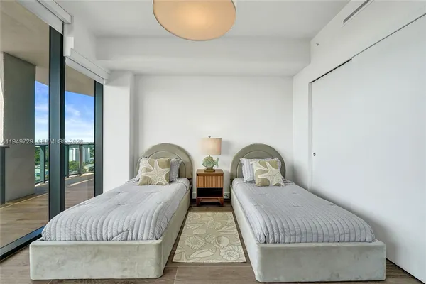 $17,900 | 900 North Ocean Boulevard, Unit 1904, Pompano Beach, FL 33062