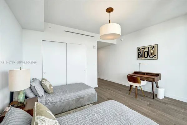$17,900 | 900 North Ocean Boulevard, Unit 1904, Pompano Beach, FL 33062