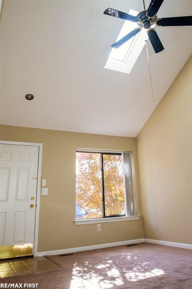 2567 South Commerce Road Wolverine Lake, MI 48390 - Photo 5 of 30