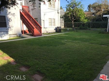 1025 Locust Avenue Long Beach, CA 90813 - Photo 58 of 64 a view of outdoor space and yard