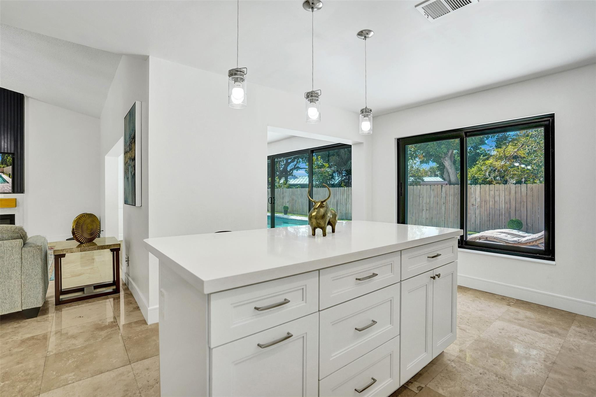 184 Oregon Lane Boca Raton, FL 33487 - Photo 14 of 58 Photo 14
