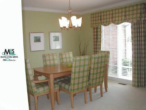 1618 Chase Rochester, MI 48307 - Photo 5 of 9 824630-4.JPG