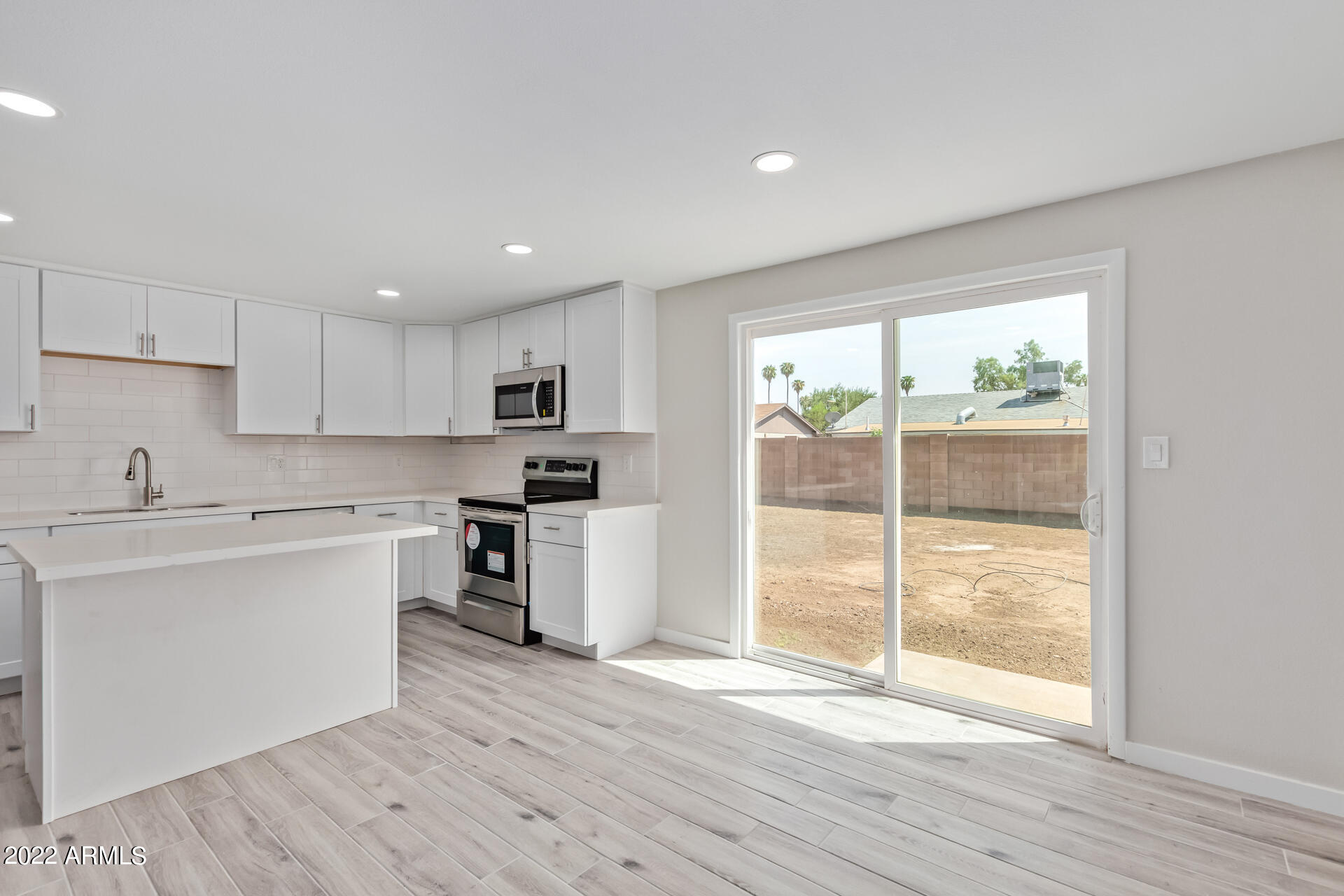 6201 West Berkeley Road Phoenix, AZ 85035 - Photo 11 of 25 0012-11 - Berkley