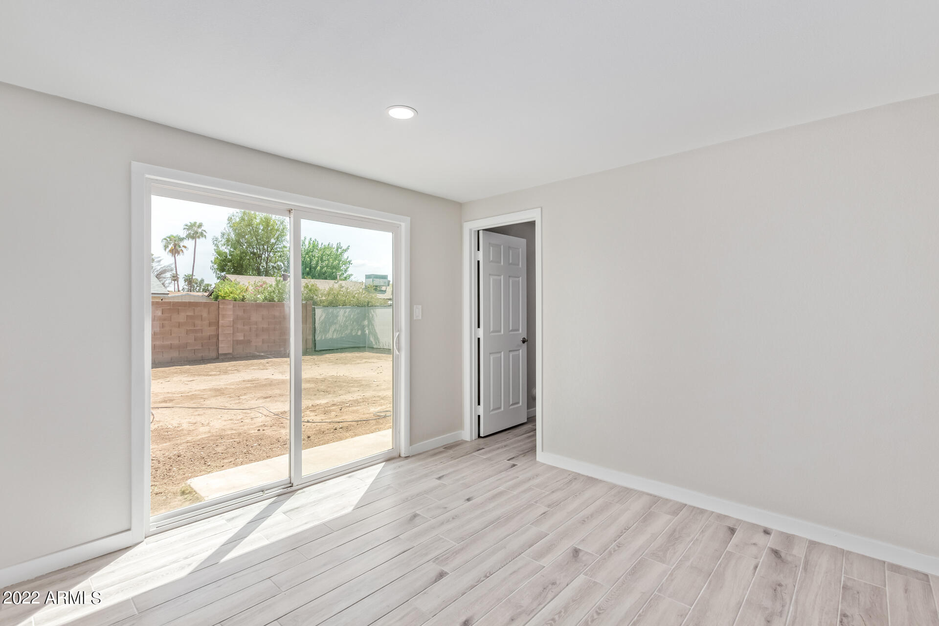 6201 West Berkeley Road Phoenix, AZ 85035 - Photo 6 of 25 0007-08 - Berkley