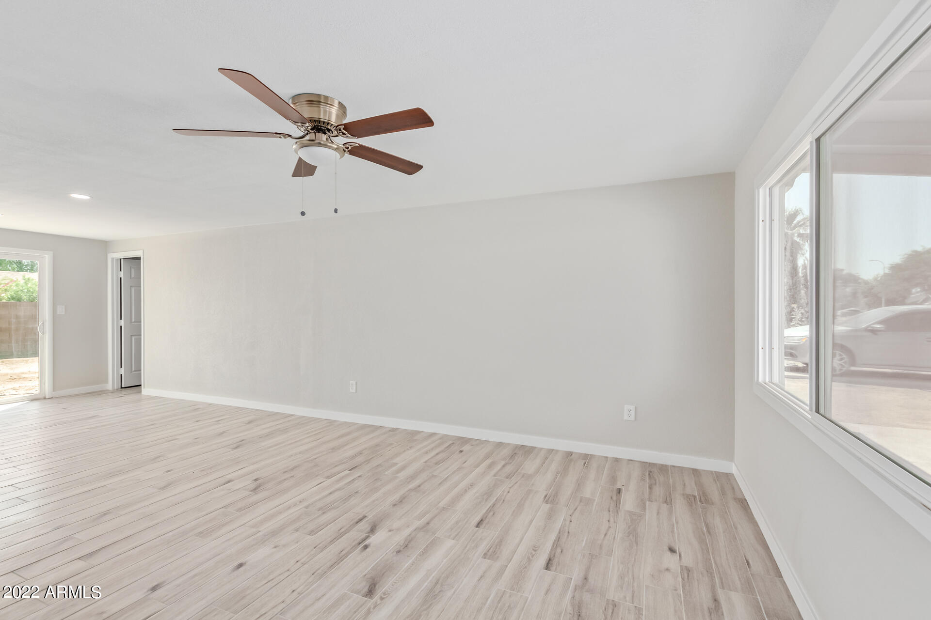 6201 West Berkeley Road Phoenix, AZ 85035 - Photo 7 of 25 0008-07 - Berkley