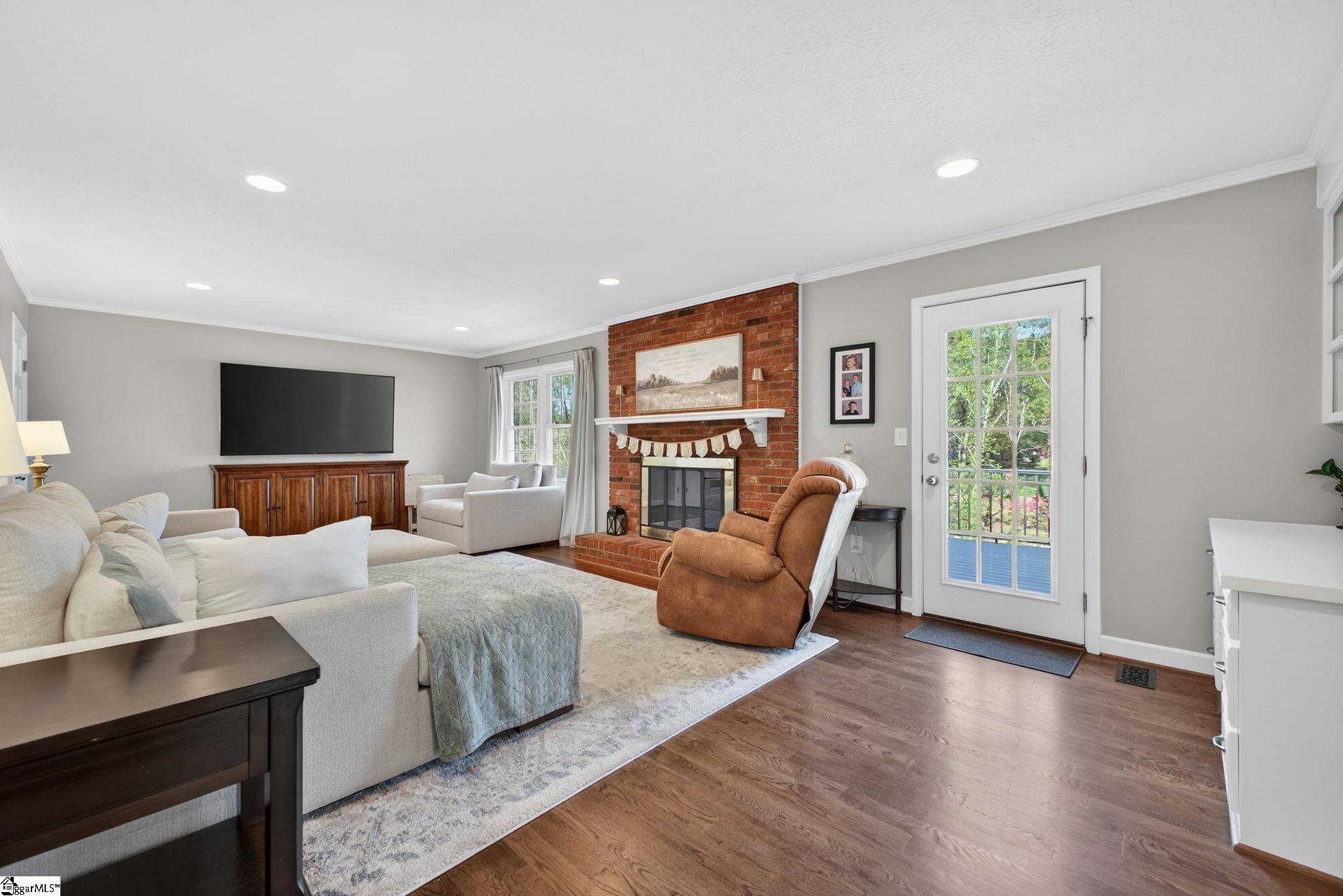 109 Woody Creek Road Greer, SC 29650 - Photo 5 of 37