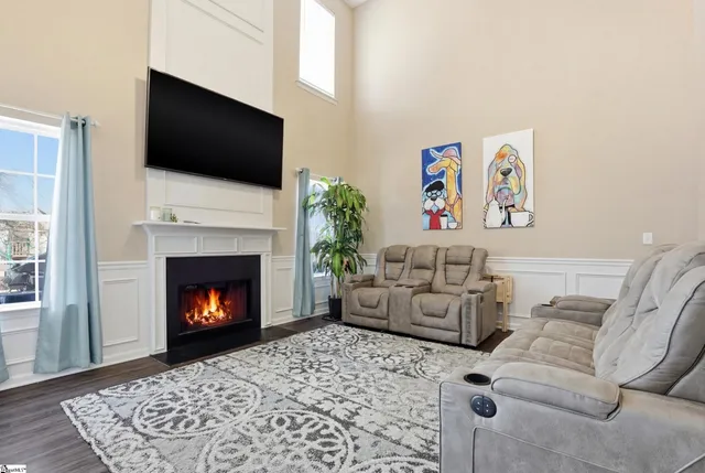 $339,900 | 217 Sandy Lane, Greenville, SC 29605