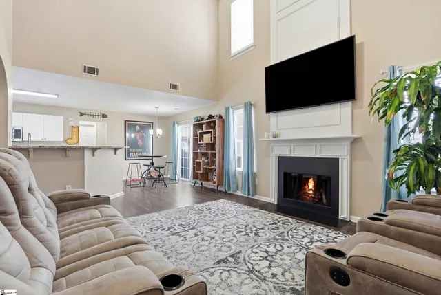 $339,900 | 217 Sandy Lane, Greenville, SC 29605