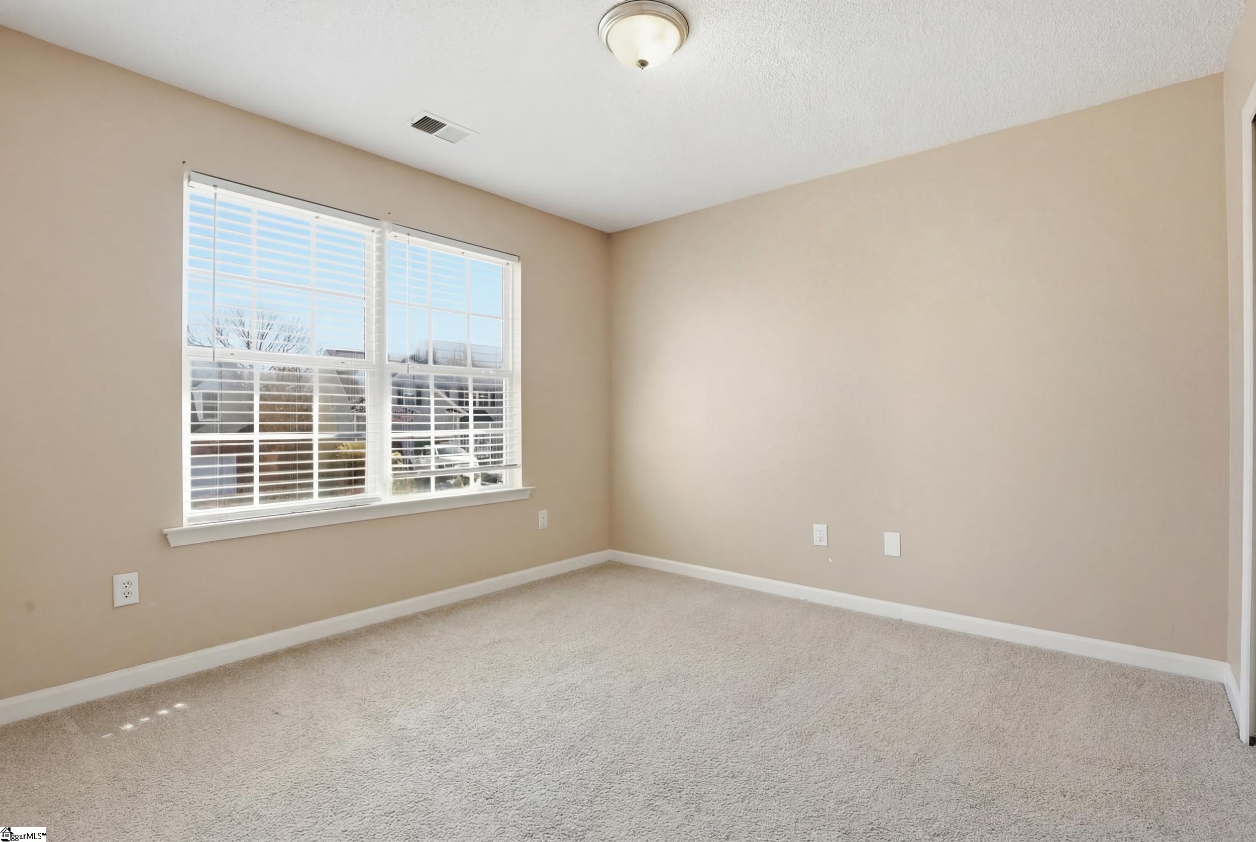 217 Sandy Lane Greenville, SC 29605 - Photo 8 of 36