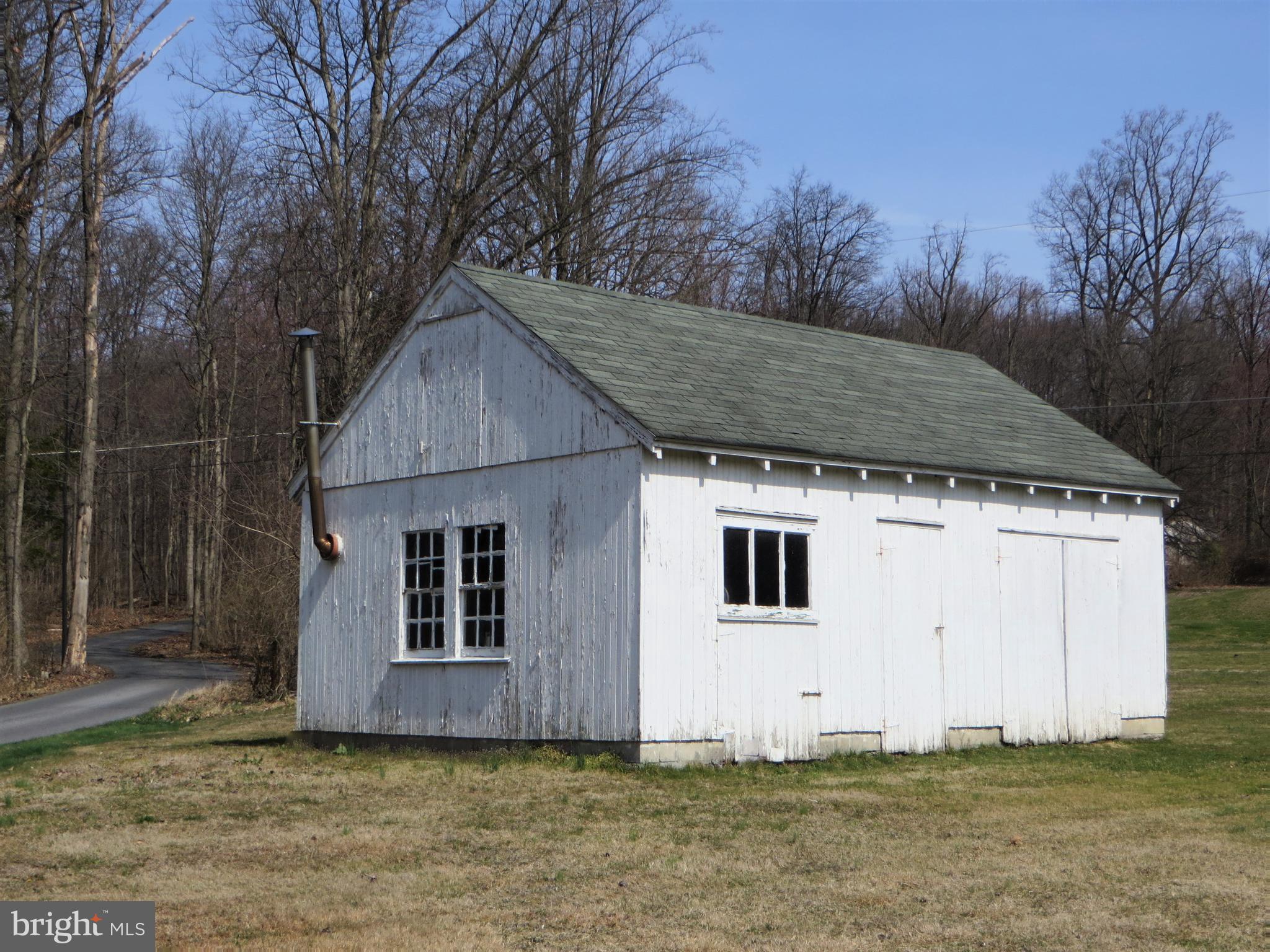 1215 Swamp Bridge Road Denver, PA 17517 - Photo 10 of 23 Extra work shed