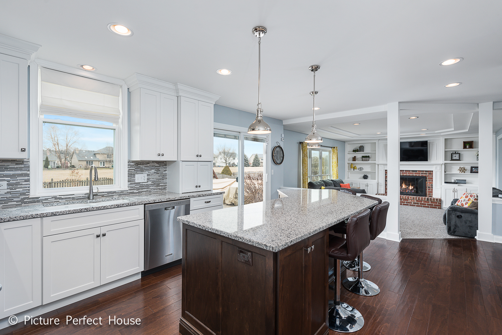 1507 Carlyle Road Naperville, IL 60564 - Photo 8 of 31