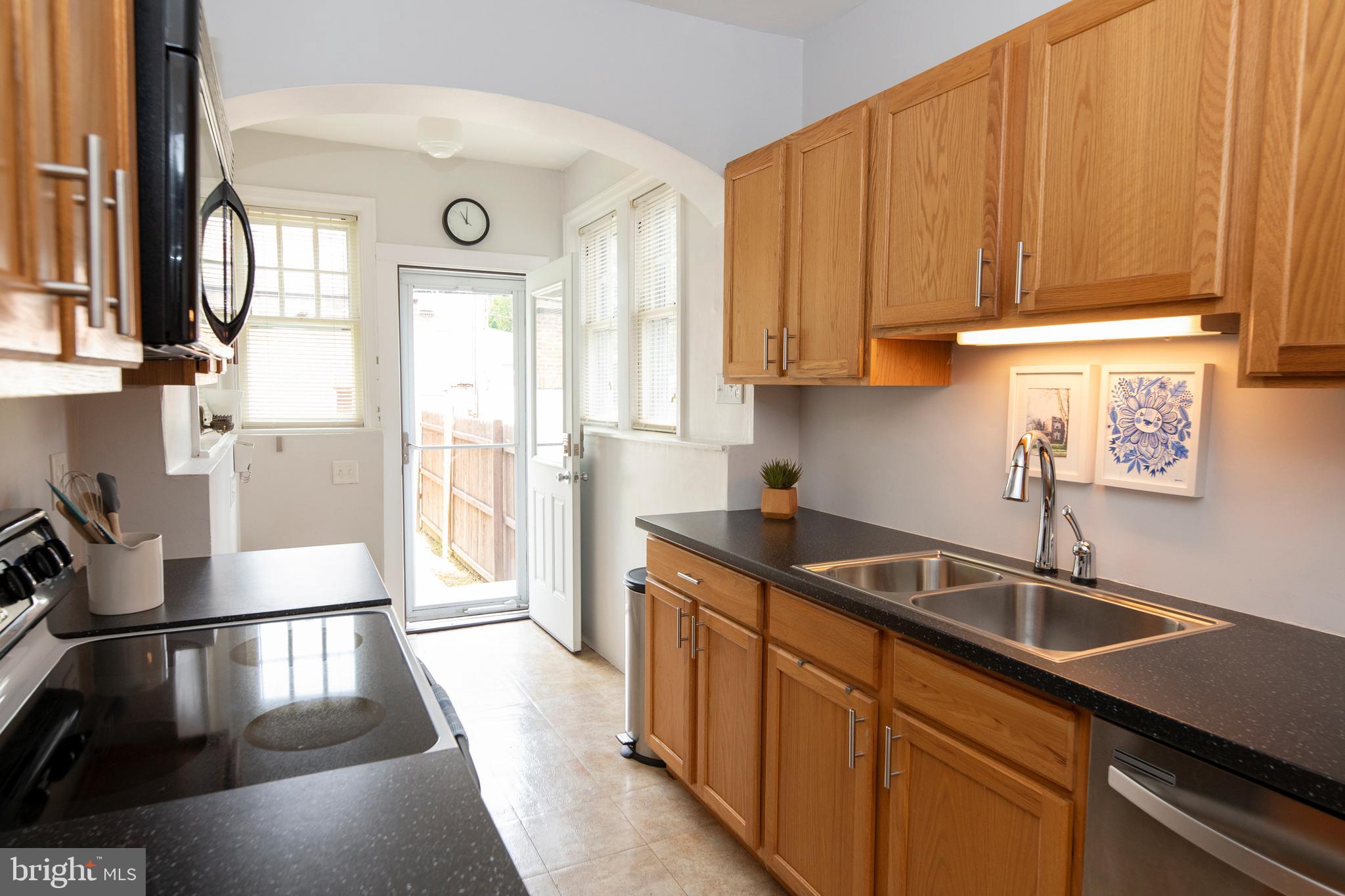 434 Sunset Road Reading, PA 19611 - Photo 16 of 51 Plenty of counter space
