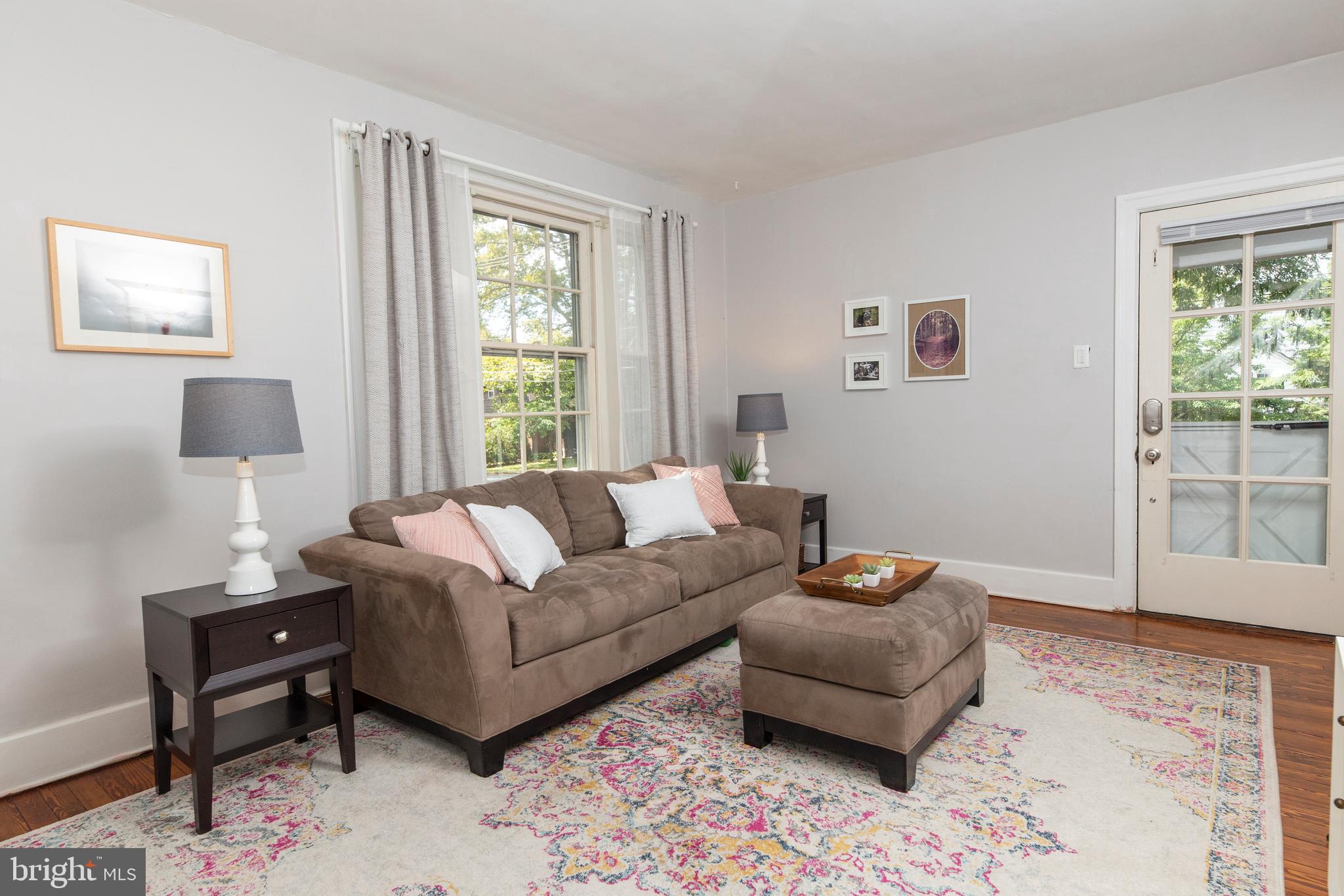 434 Sunset Road Reading, PA 19611 - Photo 10 of 51 Living room