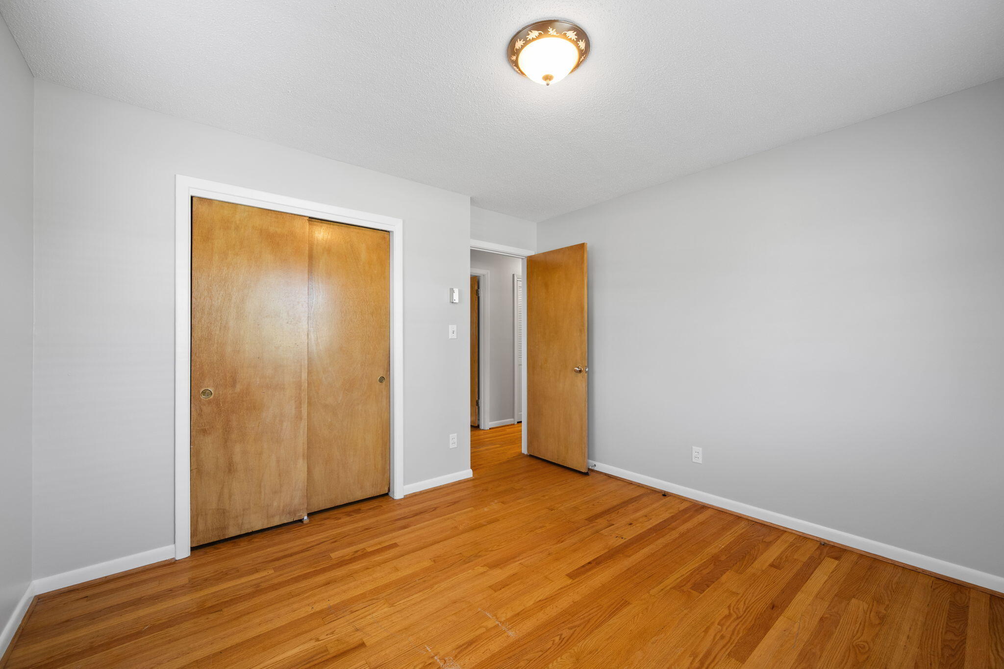 2510 Jenkins Road Chattanooga, TN 37421 - Photo 23 of 32 Bedroom 2