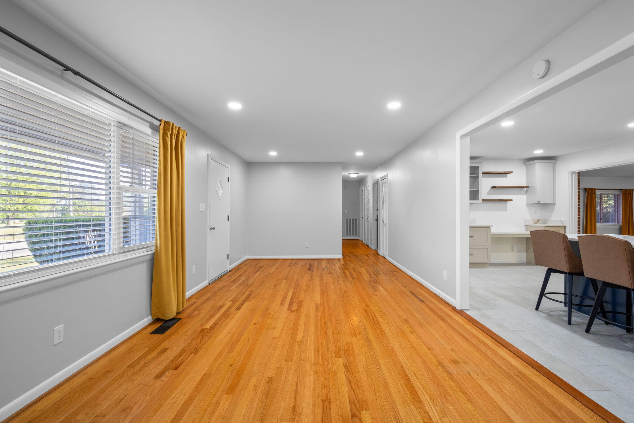 2510 Jenkins Road Chattanooga, TN 37421 - Photo 6 of 32 Natural Light