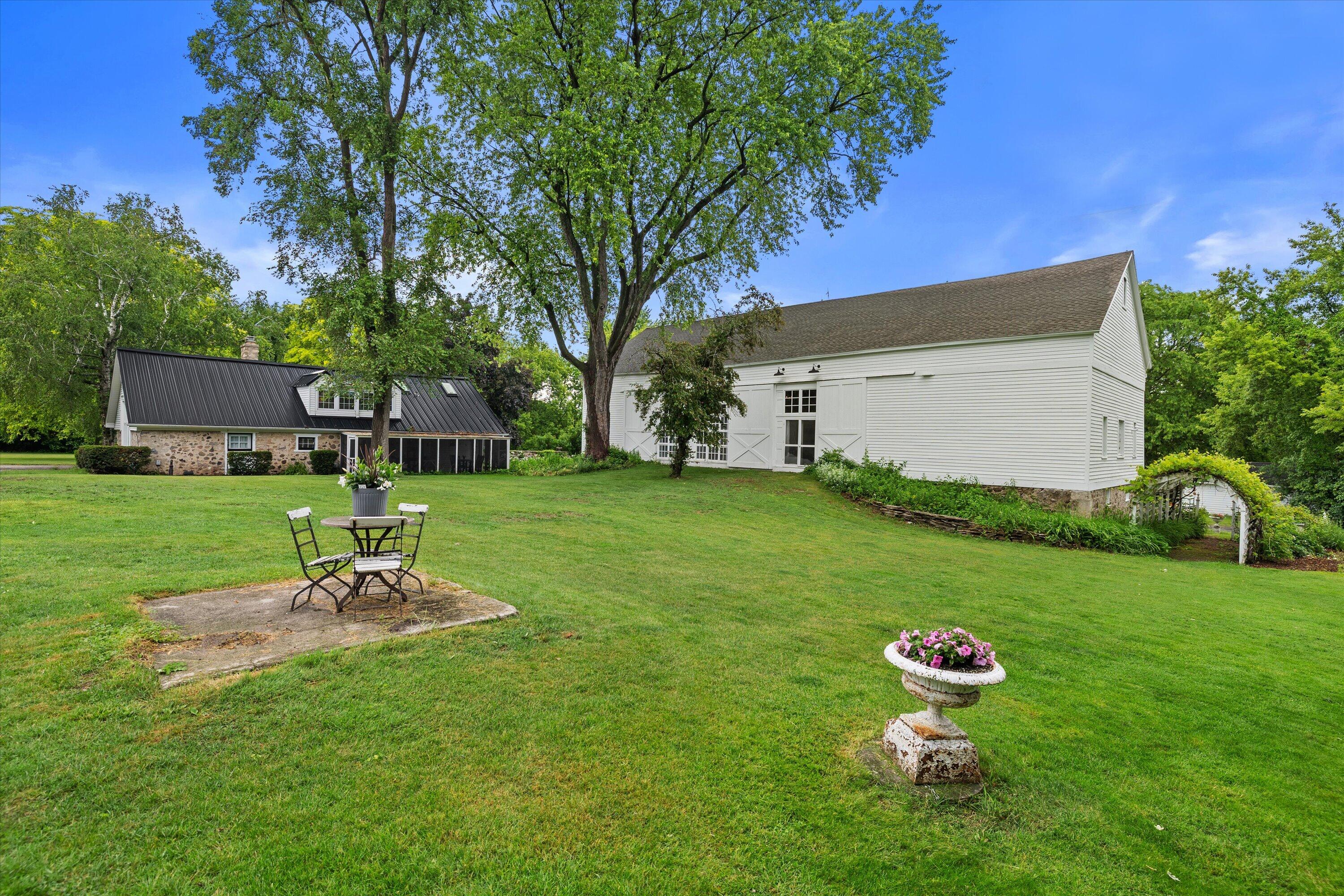 12112 North Wauwatosa Road Mequon, WI 53092 - Photo 48 of 72 068-JEFF0193