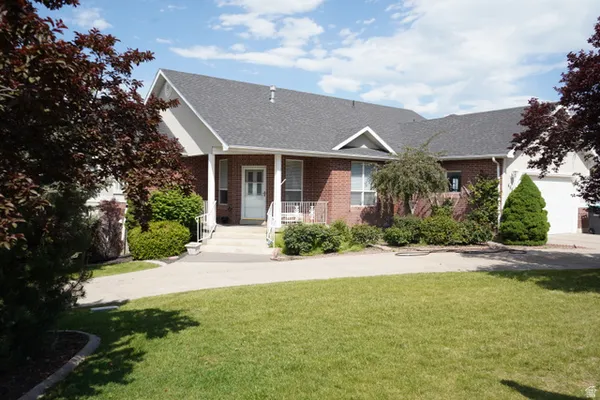 $599,900 | 455 North 350 East, Hyde Park, UT 84318