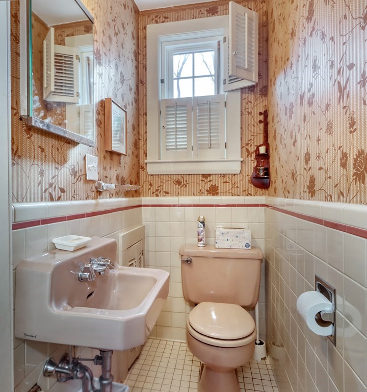 14 Halcyon Road Newton, MA 02459 - Photo 15 of 29 Gallery Image 15