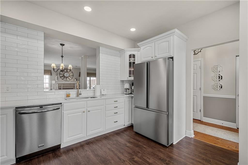2398 Hilltop Road Presto, PA 15142 - Photo 10 of 25 Gallery Image 10