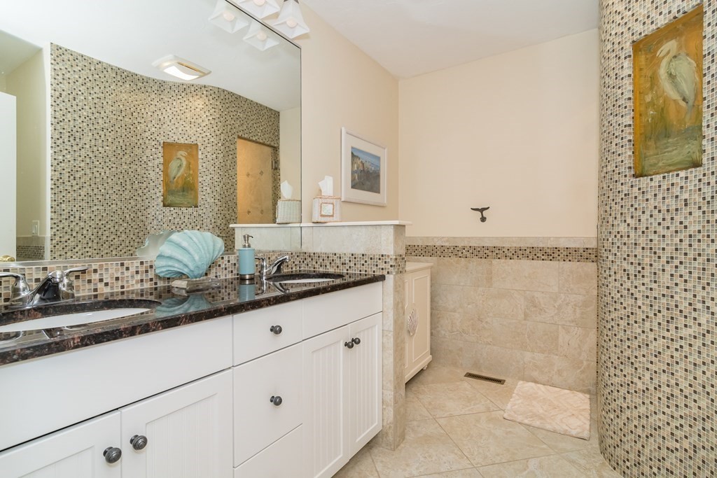 70 Brookside Road, Unit 200 Bourne, MA 02532 - Photo 13 of 30