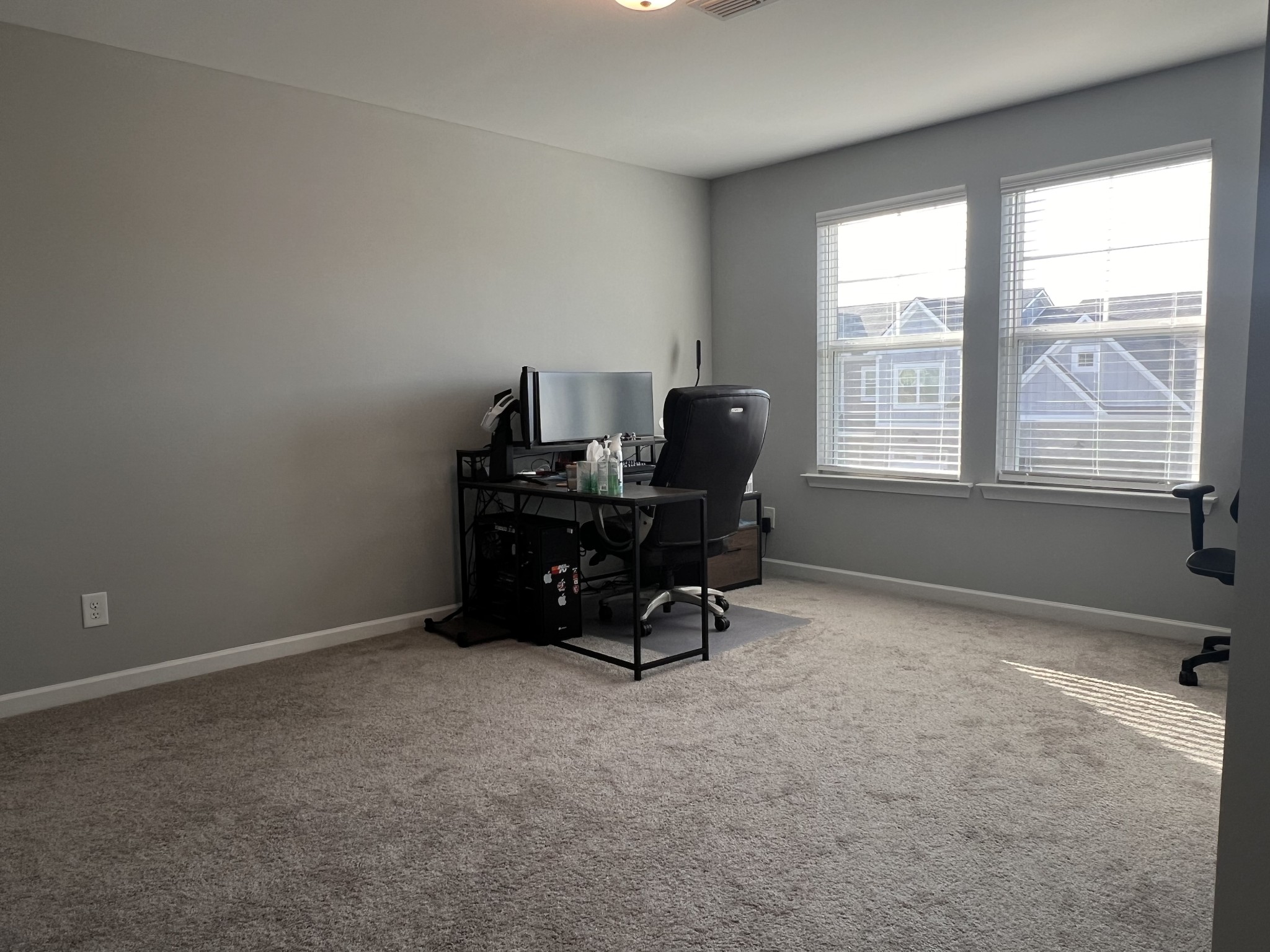 5727 Dockside Rockvale, TN 37153 - Photo 14 of 19 a workspace with furniture and a window