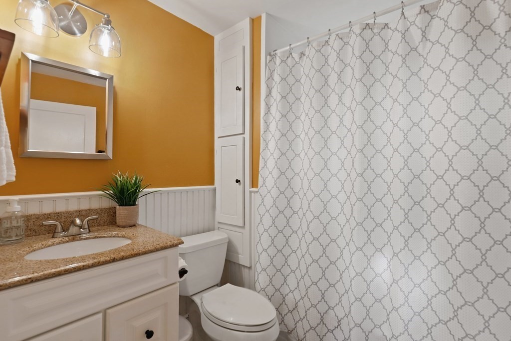 23 Katherine Road Stoneham, MA 02180 - Photo 24 of 40 Gallery Image 24