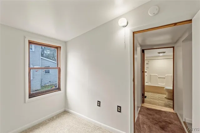 $89,900 | 92 Ontario Street, Oswego, NY 13126