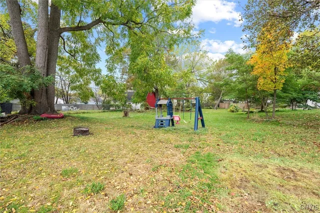 $89,900 | 92 Ontario Street, Oswego, NY 13126