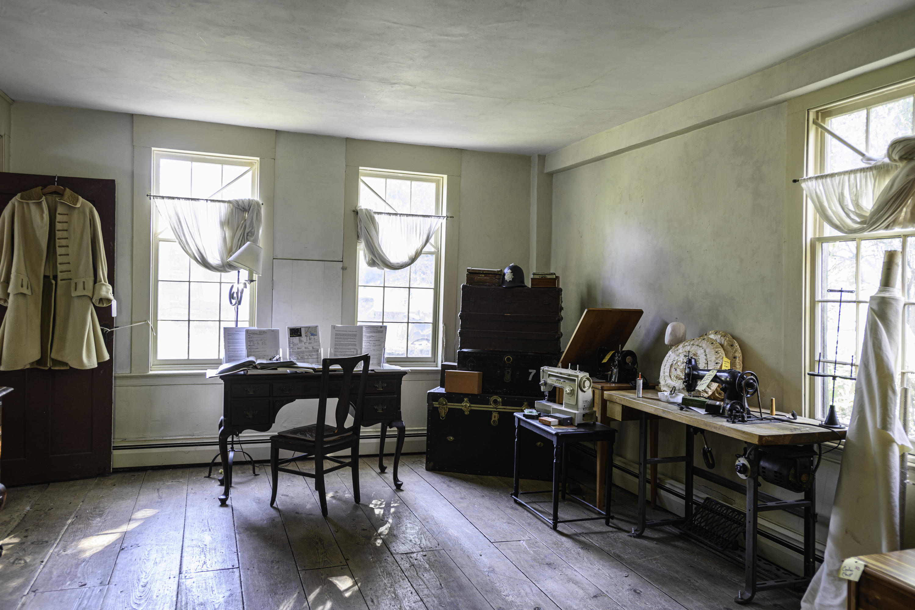 2591 Post Road Darien, CT 06820 - Photo 18 of 46 a workspace with furniture hardwood and a window