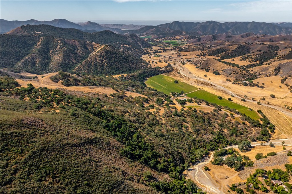 8680 Alamo Creek Road Santa Maria, CA 93454 - Photo 39 of 74 a view of a city with a mountain