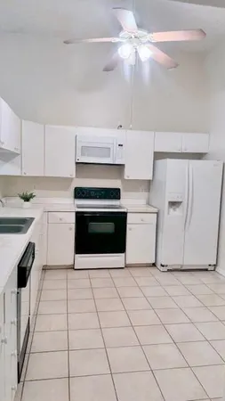 $1,650 | 2836 Stoneway Lane, Unit C, Fort Pierce, FL 34982